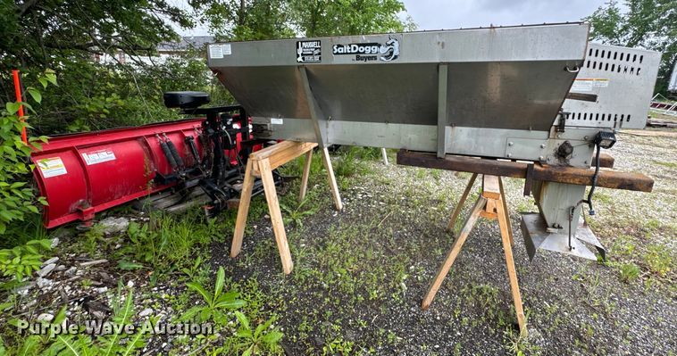 image for item EH6806 SaltDogg spreader