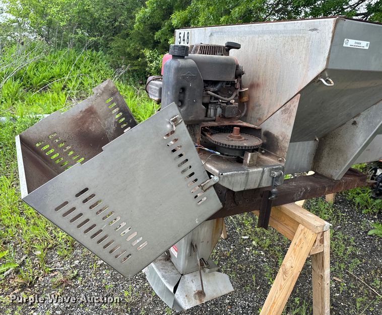 image for item EH6806 SaltDogg spreader