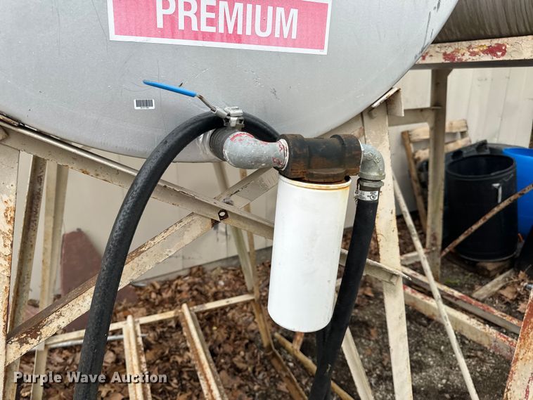 image for item EH6807 (2) fuel tanks