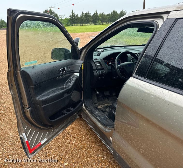 image for item EH6808 2017 Ford Explorer Police Interceptor  SUV