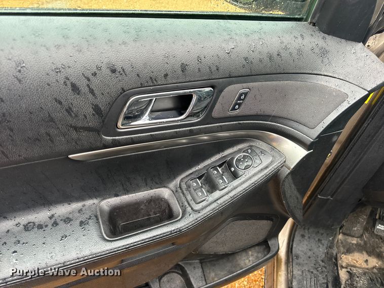 image for item EH6808 2017 Ford Explorer Police Interceptor  SUV