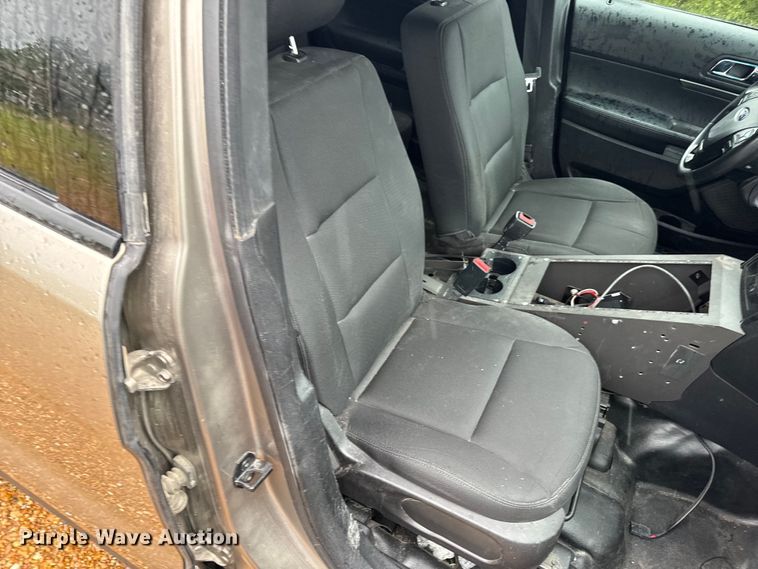 image for item EH6808 2017 Ford Explorer Police Interceptor  SUV