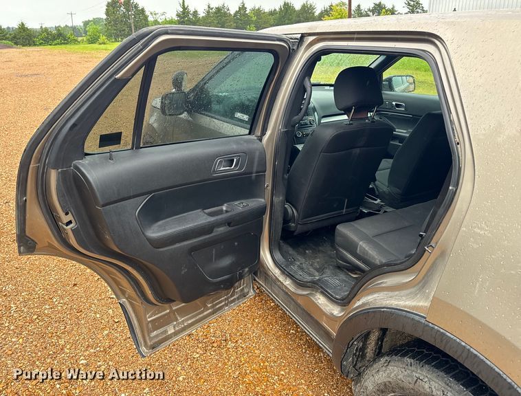 image for item EH6808 2017 Ford Explorer Police Interceptor  SUV