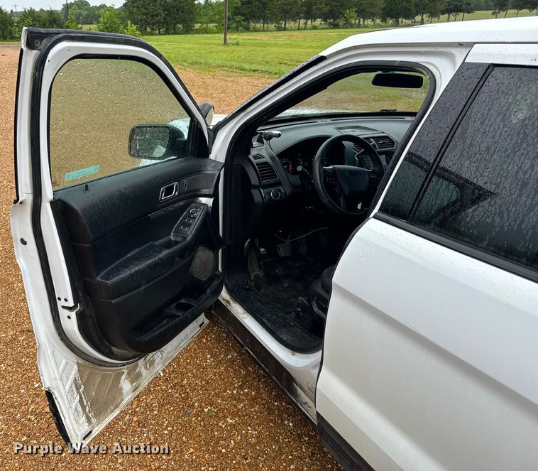 image for item EH6809 2017 Ford Explorer Police Interceptor   SUV