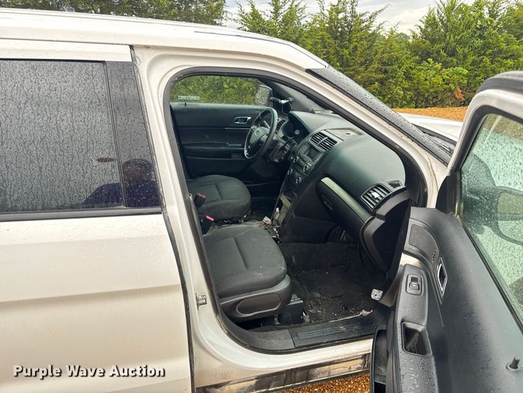 image for item EH6809 2017 Ford Explorer Police Interceptor   SUV