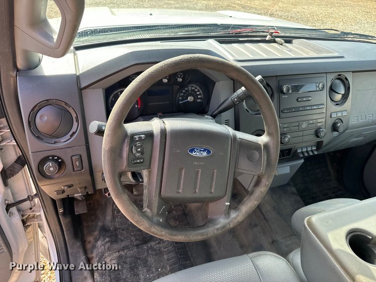 image for item EH6810 2015 Ford F350 Super Duty XL Crew Cab flatbed pickup truck