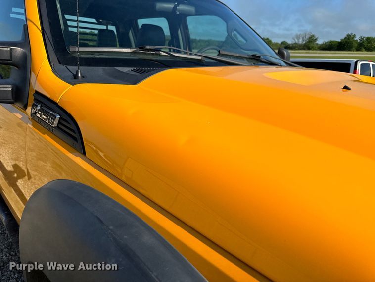 image for item EH6811 2012 Ford  F450 Super Duty XL flatbed truck