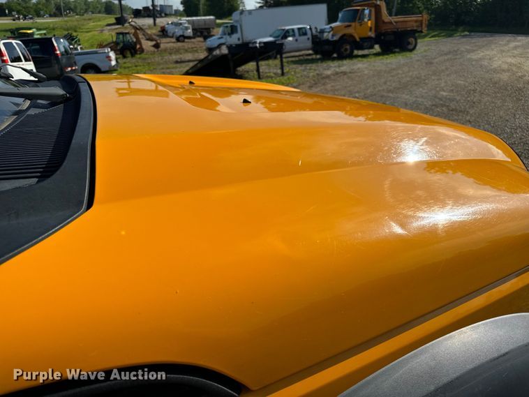 image for item EH6811 2012 Ford  F450 Super Duty XL flatbed truck