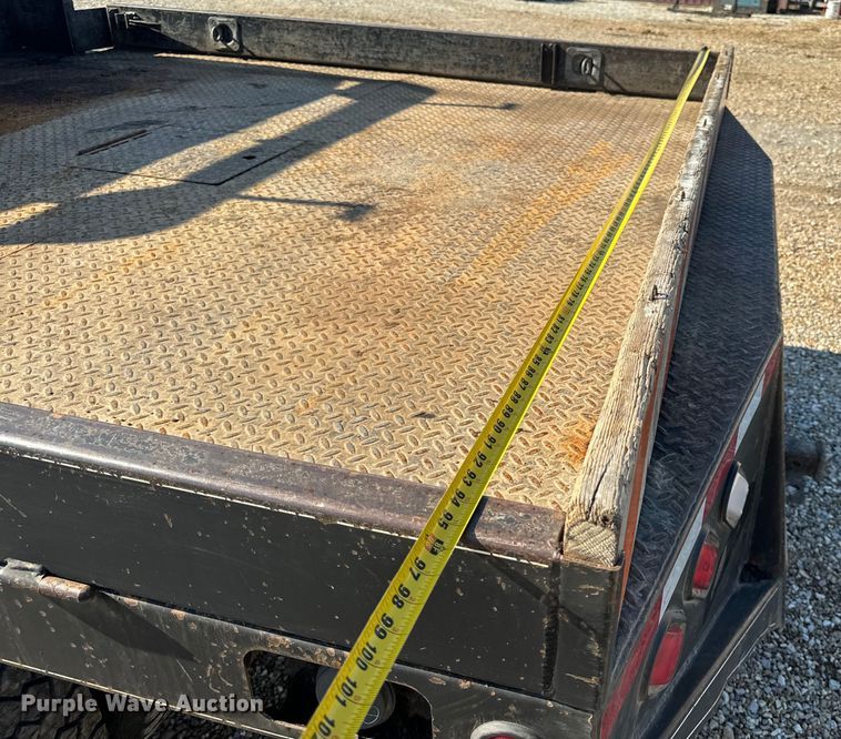 image for item EH6811 2012 Ford  F450 Super Duty XL flatbed truck