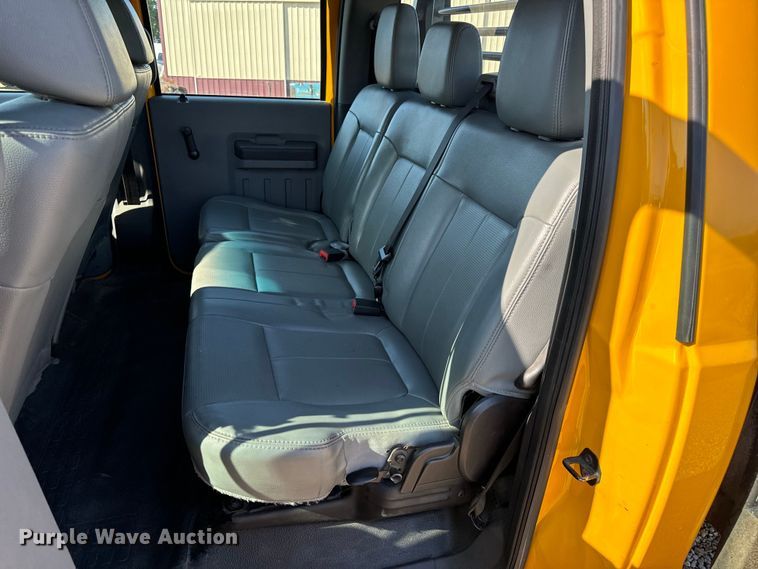 image for item EH6811 2012 Ford  F450 Super Duty XL flatbed truck