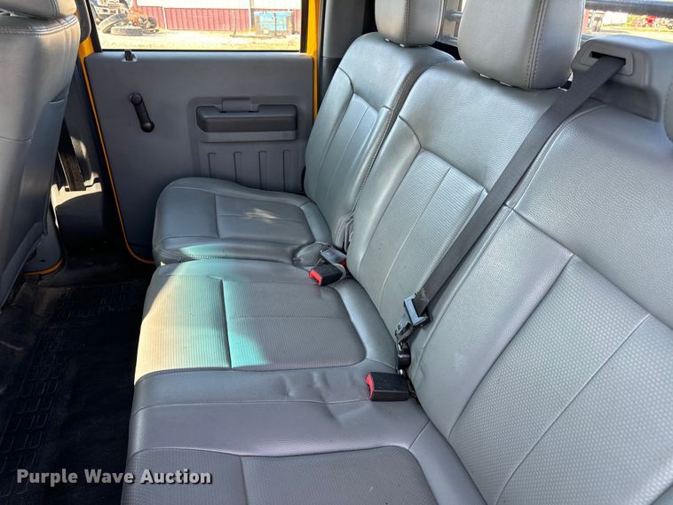 image for item EH6811 2012 Ford  F450 Super Duty XL flatbed truck