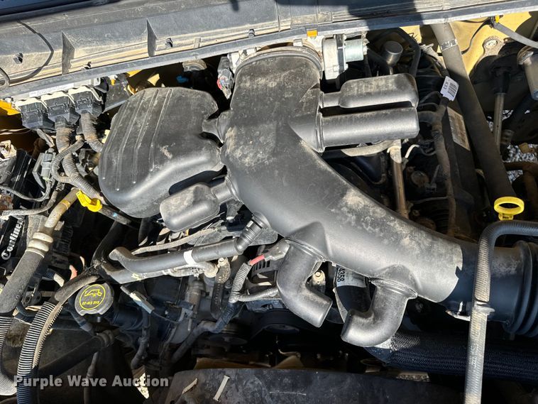 image for item EH6811 2012 Ford  F450 Super Duty XL flatbed truck