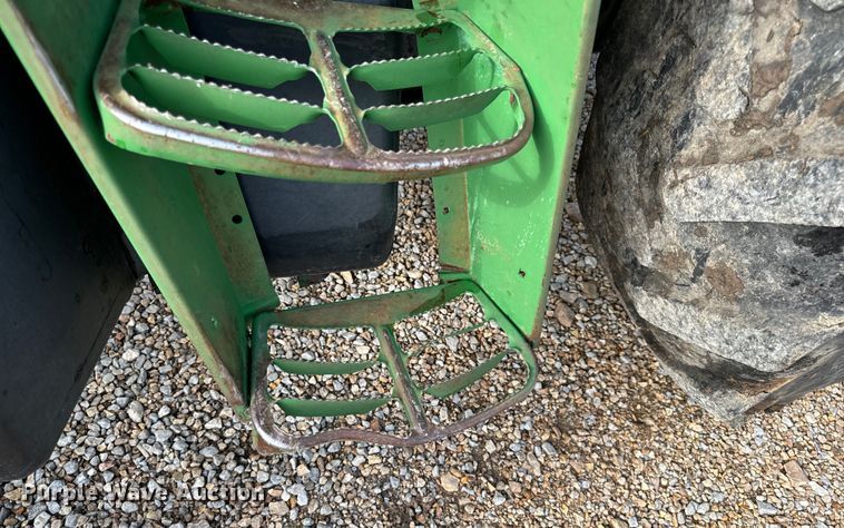 image for item EH6812 2010 John Deere 6430 Premium MFWD tractor