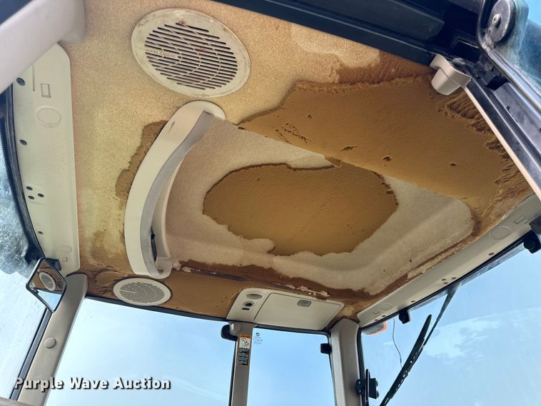 image for item EH6812 2010 John Deere 6430 Premium MFWD tractor