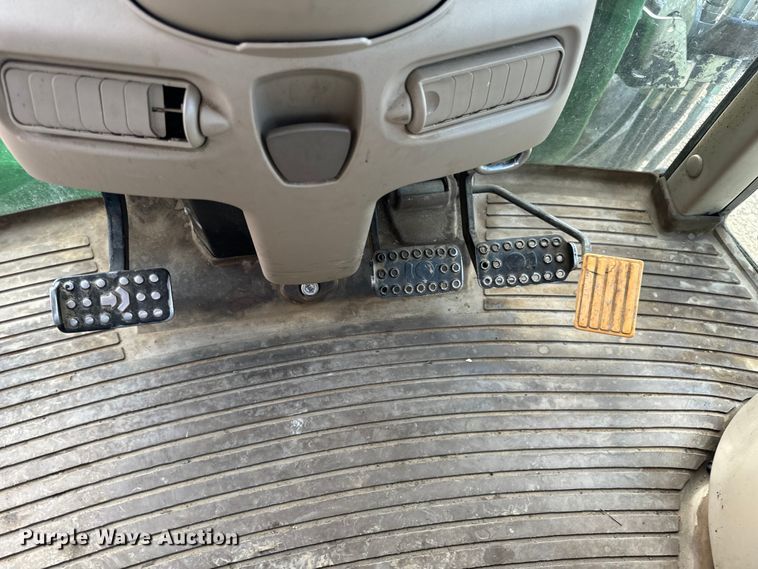 image for item EH6812 2010 John Deere 6430 Premium MFWD tractor