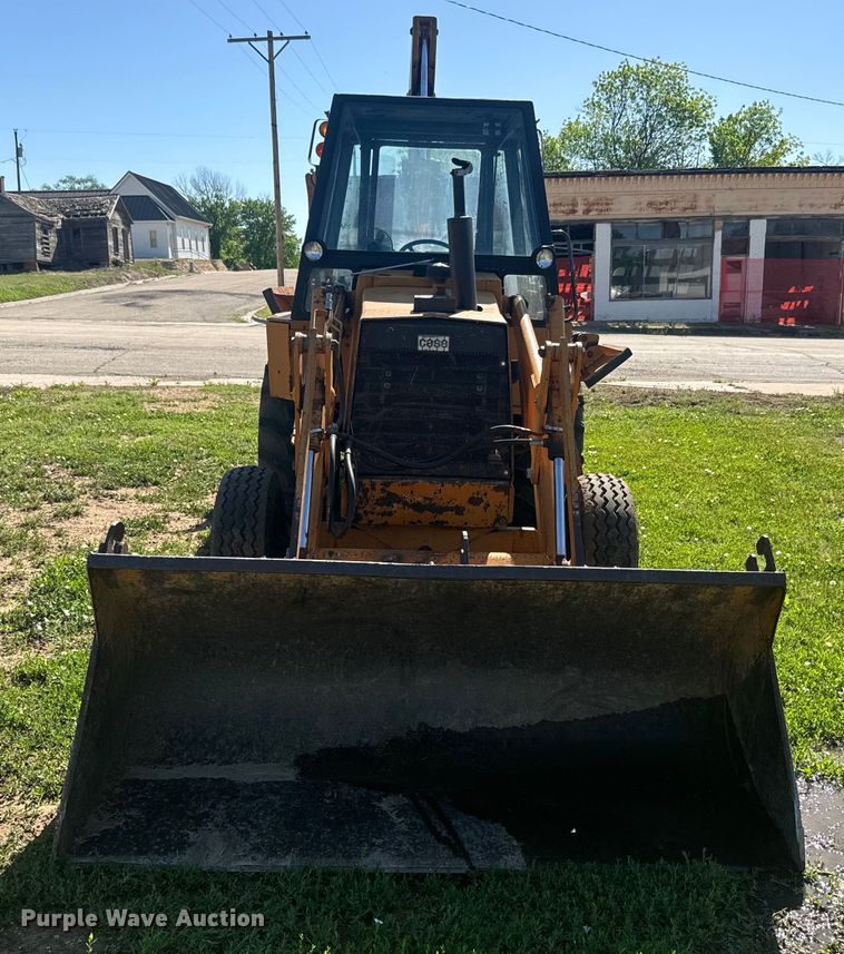 image for item EJ2785 1980 Case 580C backhoe