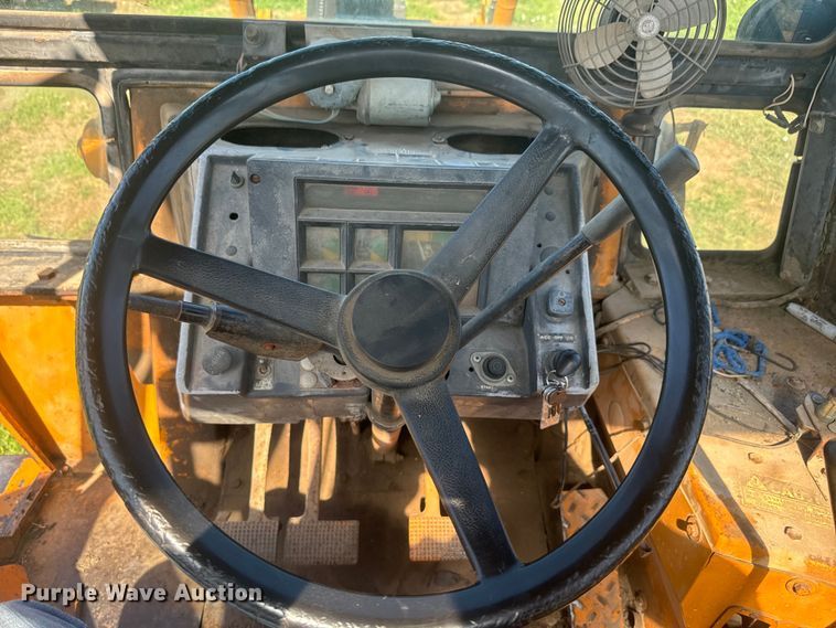 image for item EJ2785 1980 Case 580C backhoe