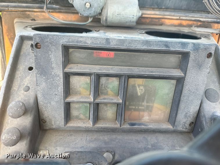 image for item EJ2785 1980 Case 580C backhoe