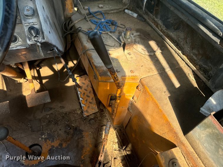 image for item EJ2785 1980 Case 580C backhoe