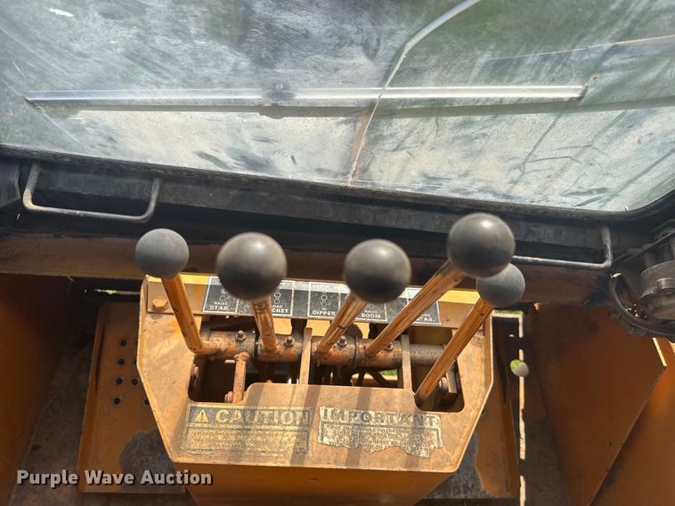 image for item EJ2785 1980 Case 580C backhoe