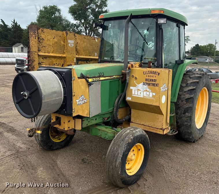 image for item EJ2815 2000 John Deere 6405 tractor