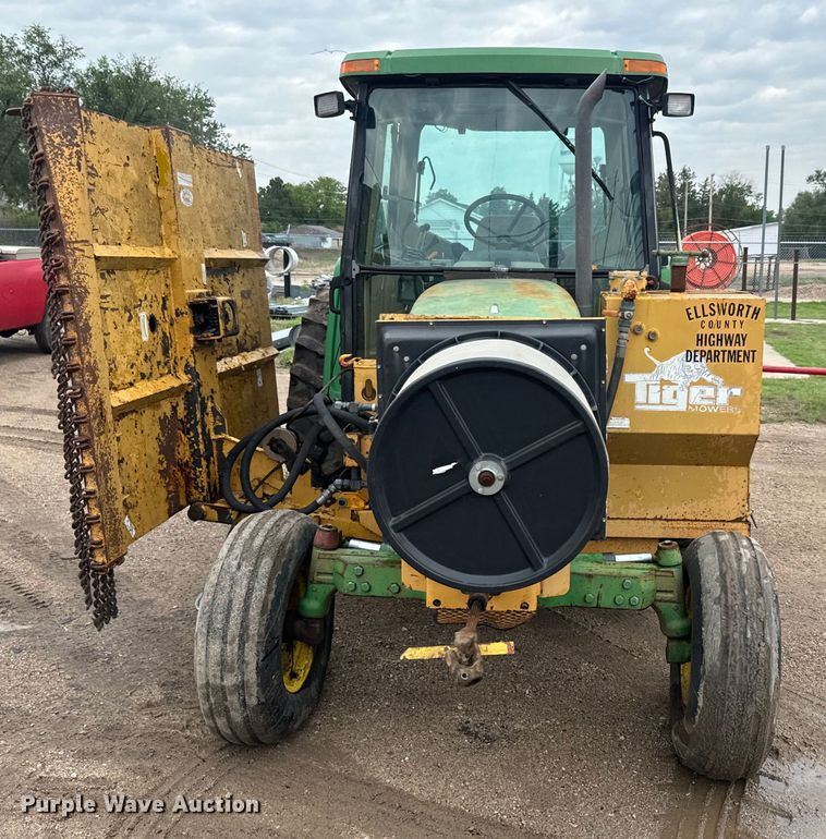 image for item EJ2815 2000 John Deere 6405 tractor