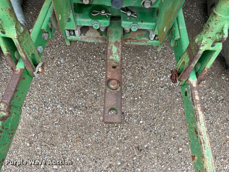 image for item EJ2815 2000 John Deere 6405 tractor