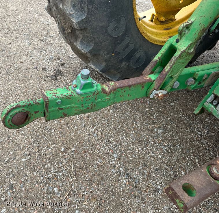 image for item EJ2815 2000 John Deere 6405 tractor