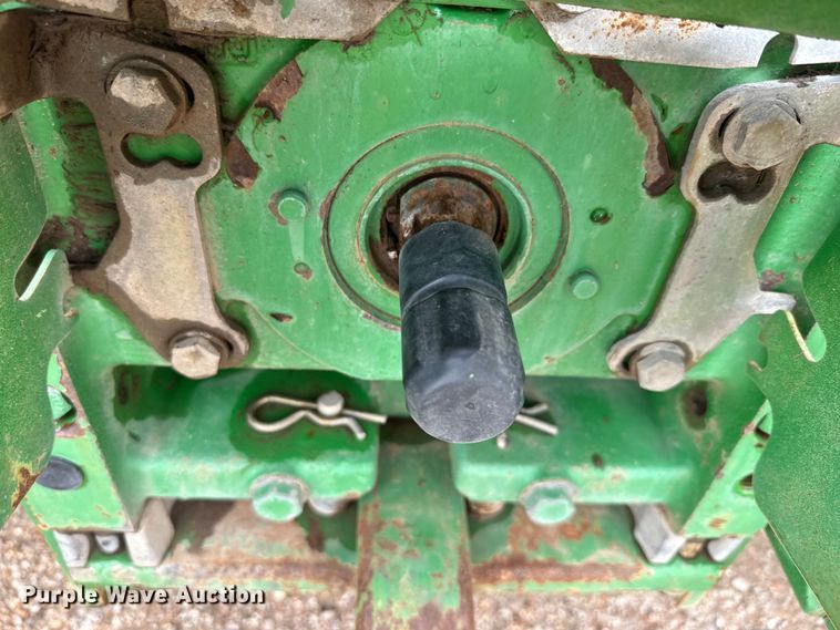 image for item EJ2815 2000 John Deere 6405 tractor