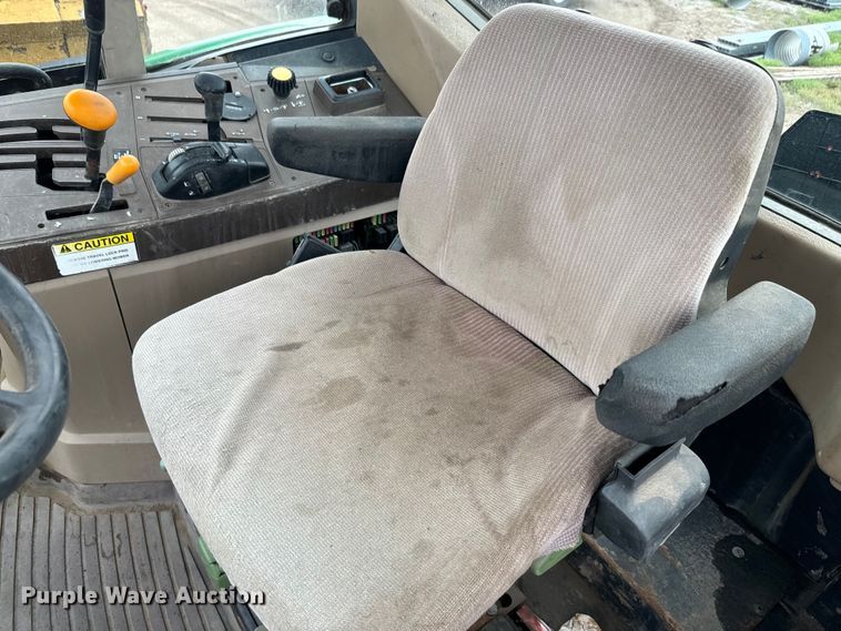 image for item EJ2815 2000 John Deere 6405 tractor