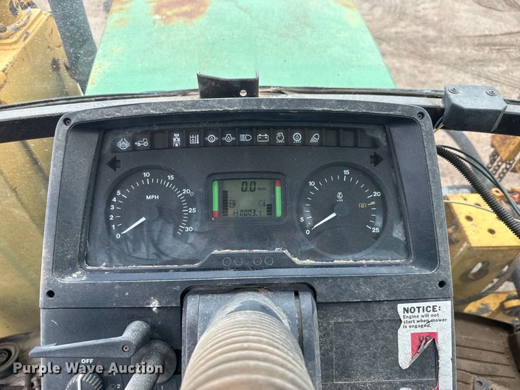 image for item EJ2815 2000 John Deere 6405 tractor