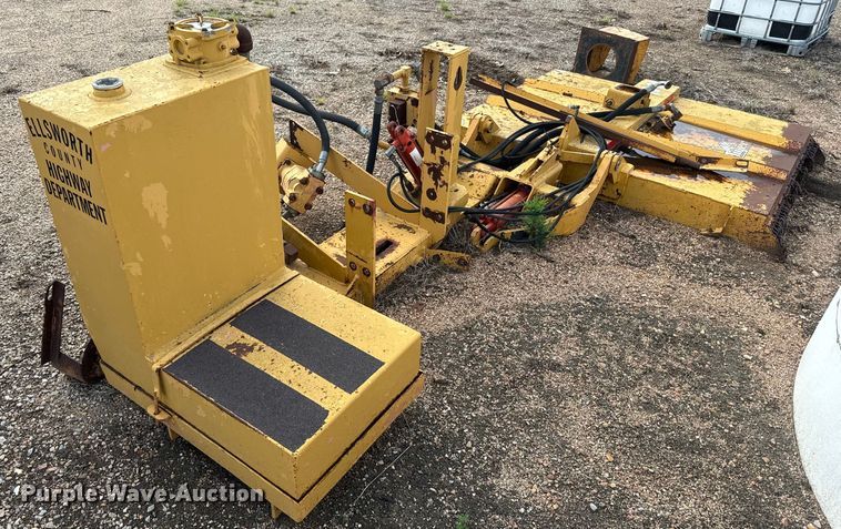 image for item EJ2816 Tiger side boom rotary mower