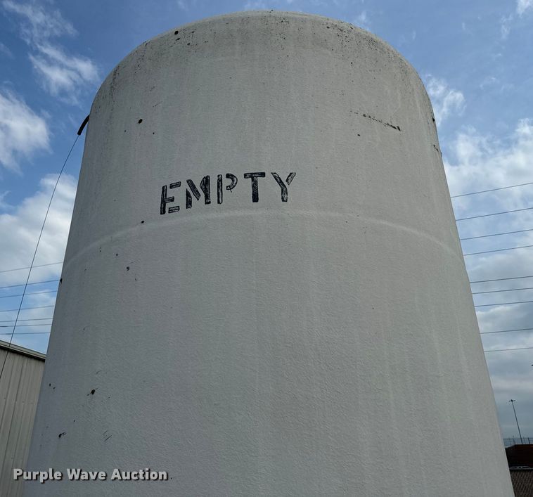 image for item EJ2817 Fiberglass tank