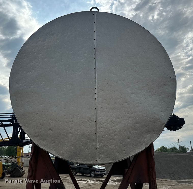 image for item EJ2818 Insulated tank