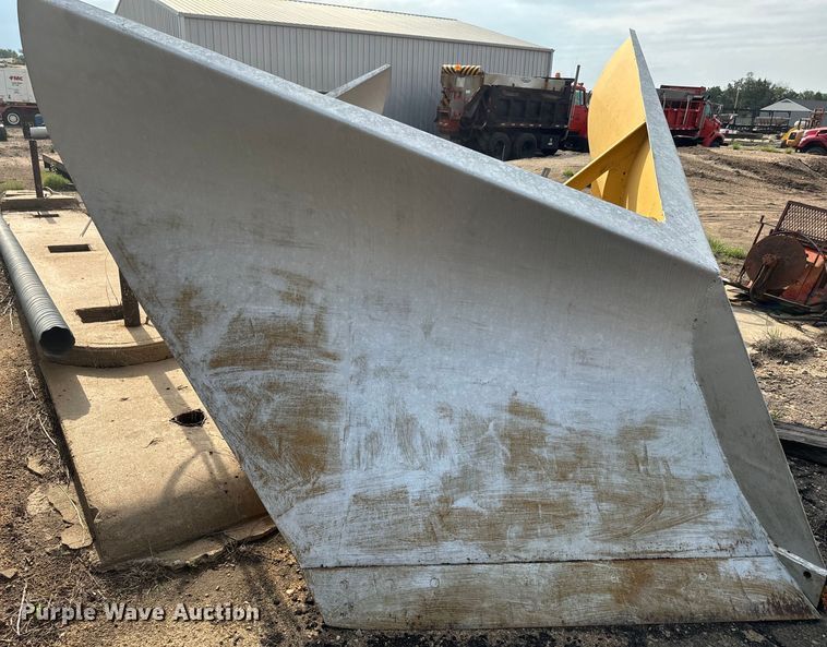 image for item EJ2819 (3) Balderson V blades