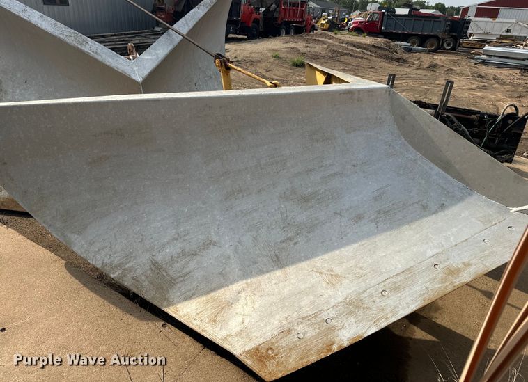 image for item EJ2819 (3) Balderson V blades