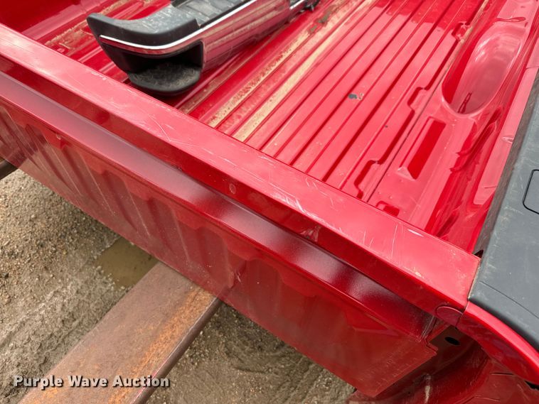 image for item EJ2820 2015 Chevrolet Silverado 3500 LT 8' pickup bed