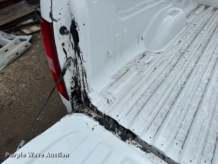 image for item EJ2821 2012 Chevrolet Silverado 3500 LS 8' pickup bed 