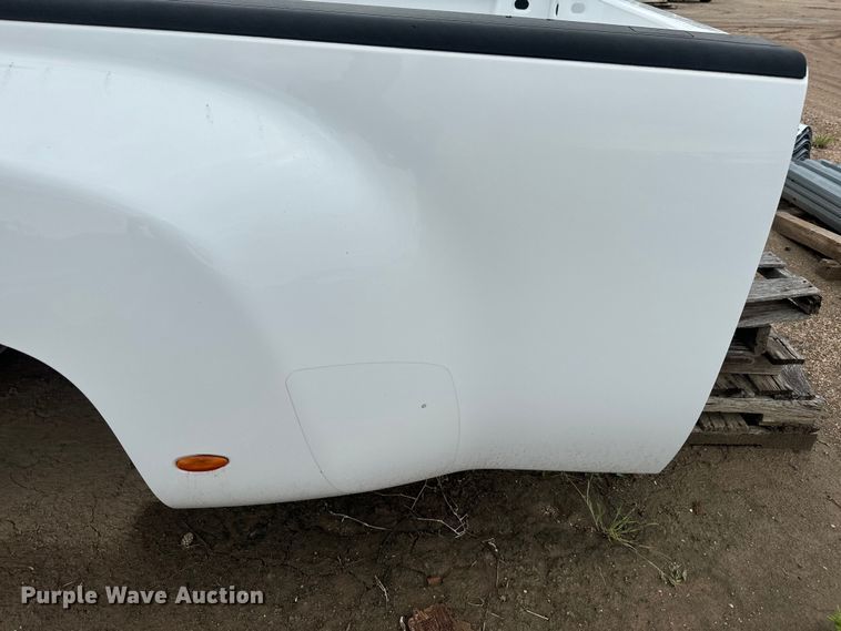 image for item EJ2821 2012 Chevrolet Silverado 3500 LS 8' pickup bed 