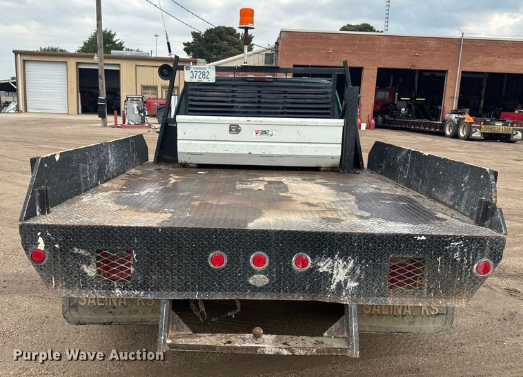 image for item EJ2823 1994 Ford F350 XLT Crew Cab flatbed pickup truck