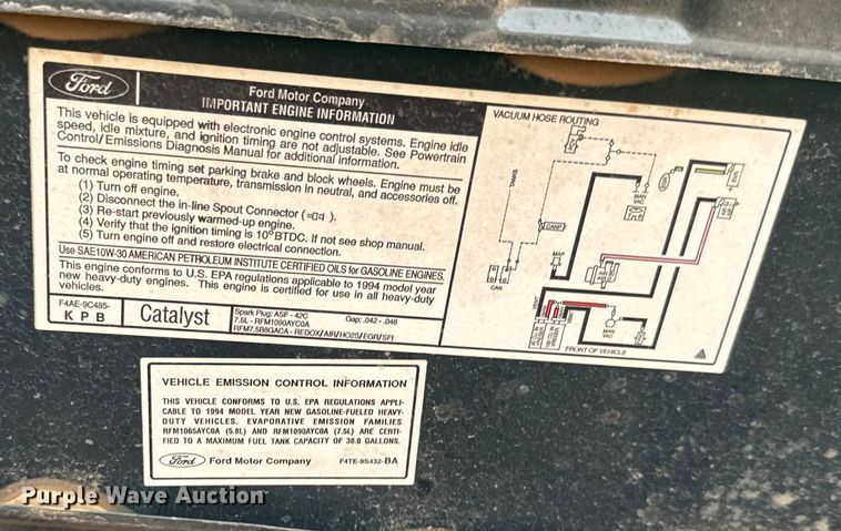 image for item EJ2823 1994 Ford F350 XLT Crew Cab flatbed pickup truck