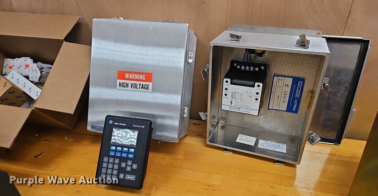 image for item EJ5439 Allen-Bradley Panelview 1400 panel