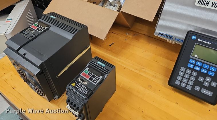 image for item EJ5439 Allen-Bradley Panelview 1400 panel