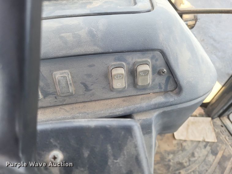 image for item EJ7884 2007 John Deere 310SG backhoe