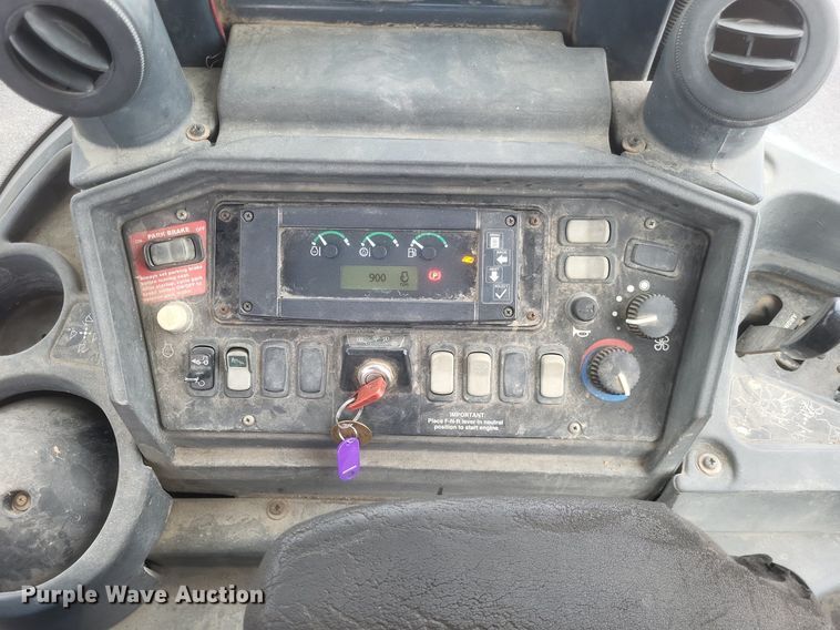 image for item EJ7884 2007 John Deere 310SG backhoe