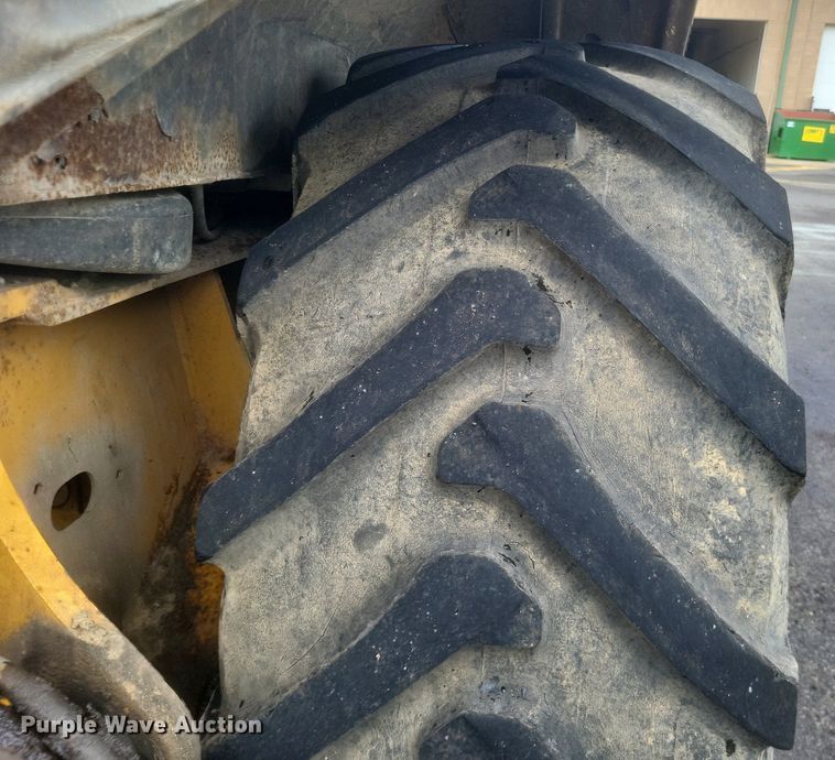 image for item EJ7884 2007 John Deere 310SG backhoe