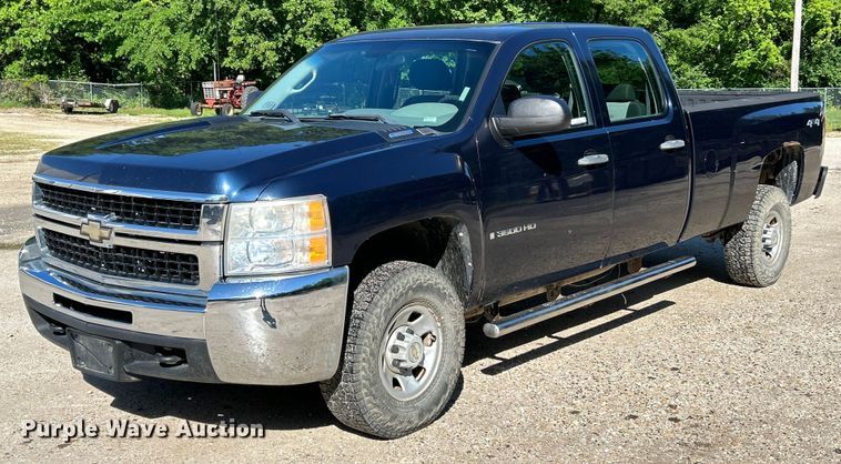 image for item EK4615 2009 Chevrolet Silverado 3500HD LS Crew Cab pickup truck