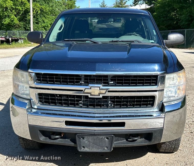 image for item EK4615 2009 Chevrolet Silverado 3500HD LS Crew Cab pickup truck