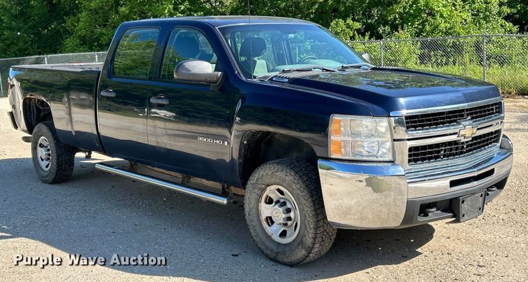 image for item EK4615 2009 Chevrolet Silverado 3500HD LS Crew Cab pickup truck