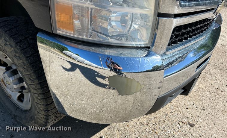 image for item EK4615 2009 Chevrolet Silverado 3500HD LS Crew Cab pickup truck